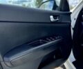 Белый Киа K5, объемом двигателя 2 л и пробегом 112 тыс. км за 10800 $, фото 2 на Automoto.ua