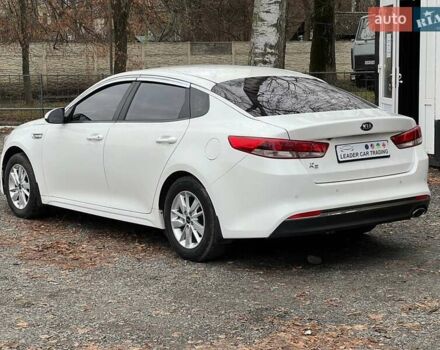 Білий Кіа K5, об'ємом двигуна 2 л та пробігом 133 тис. км за 10200 $, фото 14 на Automoto.ua