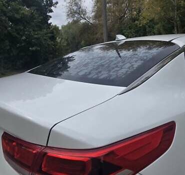 Белый Киа K5, объемом двигателя 2 л и пробегом 233 тыс. км за 11899 $, фото 34 на Automoto.ua