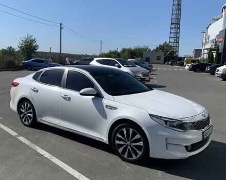 Білий Кіа K5, об'ємом двигуна 2 л та пробігом 172 тис. км за 12700 $, фото 2 на Automoto.ua