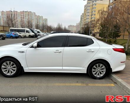 Белый Киа K5, объемом двигателя 2 л и пробегом 346 тыс. км за 11500 $, фото 11 на Automoto.ua