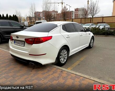 Белый Киа K5, объемом двигателя 2 л и пробегом 346 тыс. км за 11500 $, фото 2 на Automoto.ua