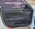 Білий Кіа K5, об'ємом двигуна 2 л та пробігом 295 тис. км за 11200 $, фото 34 на Automoto.ua