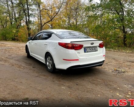 Білий Кіа K5, об'ємом двигуна 2 л та пробігом 266 тис. км за 9900 $, фото 9 на Automoto.ua