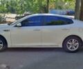 Білий Кіа K5, об'ємом двигуна 2 л та пробігом 295 тис. км за 11200 $, фото 3 на Automoto.ua
