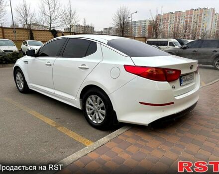Белый Киа K5, объемом двигателя 2 л и пробегом 346 тыс. км за 11500 $, фото 3 на Automoto.ua