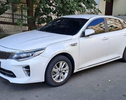 Білий Кіа K5, об'ємом двигуна 2 л та пробігом 295 тис. км за 11200 $, фото 16 на Automoto.ua