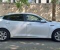 Білий Кіа K5, об'ємом двигуна 2 л та пробігом 267 тис. км за 10500 $, фото 5 на Automoto.ua