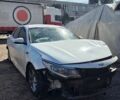 Белый Киа K5, объемом двигателя 2 л и пробегом 350 тыс. км за 4600 $, фото 3 на Automoto.ua