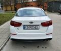 Белый Киа K5, объемом двигателя 2 л и пробегом 370 тыс. км за 8000 $, фото 9 на Automoto.ua