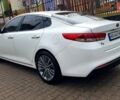 Белый Киа K5, объемом двигателя 2 л и пробегом 222 тыс. км за 14100 $, фото 7 на Automoto.ua