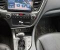 Белый Киа K5, объемом двигателя 2 л и пробегом 370 тыс. км за 8000 $, фото 2 на Automoto.ua