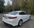 Белый Киа K5, объемом двигателя 2 л и пробегом 233 тыс. км за 11899 $, фото 43 на Automoto.ua