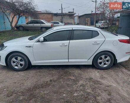 Білий Кіа K5, об'ємом двигуна 2 л та пробігом 248 тис. км за 9500 $, фото 4 на Automoto.ua