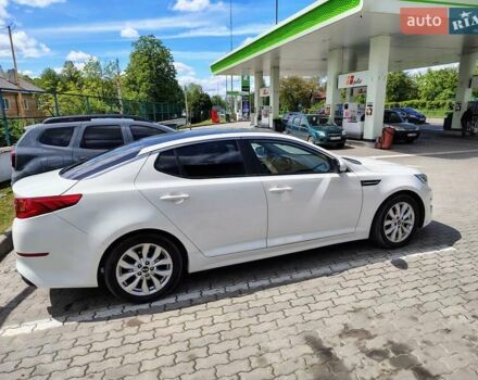 Білий Кіа K5, об'ємом двигуна 1.7 л та пробігом 197 тис. км за 13000 $, фото 2 на Automoto.ua