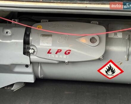 Білий Кіа K5, об'ємом двигуна 2 л та пробігом 133 тис. км за 10200 $, фото 13 на Automoto.ua