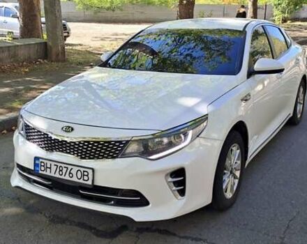 Білий Кіа K5, об'ємом двигуна 2 л та пробігом 295 тис. км за 11200 $, фото 5 на Automoto.ua