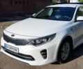 Киа K5 2015 в Одессе на Automoto.ua Белый Киа K5, объемом двигателя 2 л и пробегом 270 тыс. км за 11000 $, фото 14 на Automoto.ua