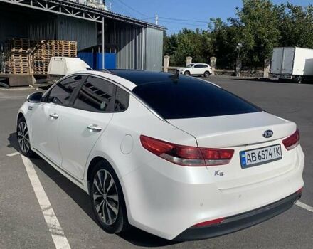 Білий Кіа K5, об'ємом двигуна 2 л та пробігом 172 тис. км за 12700 $, фото 7 на Automoto.ua