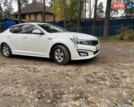 Белый Киа K5, объемом двигателя 2 л и пробегом 266 тыс. км за 9900 $, фото 8 на Automoto.ua