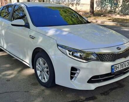 Білий Кіа K5, об'ємом двигуна 2 л та пробігом 295 тис. км за 11200 $, фото 8 на Automoto.ua