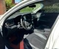 Белый Киа K5, объемом двигателя 2 л и пробегом 330 тыс. км за 9500 $, фото 9 на Automoto.ua