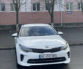 Белый Киа K5, объемом двигателя 2 л и пробегом 268 тыс. км за 11600 $, фото 12 на Automoto.ua