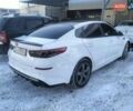 Білий Кіа K5, об'ємом двигуна 2 л та пробігом 340 тис. км за 10600 $, фото 1 на Automoto.ua