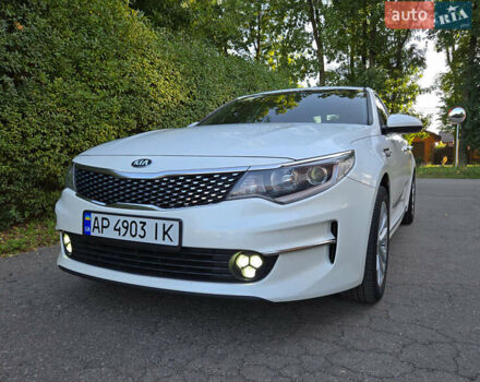 Белый Киа K5, объемом двигателя 2 л и пробегом 170 тыс. км за 14500 $, фото 9 на Automoto.ua
