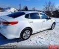 Белый Киа K5, объемом двигателя 2 л и пробегом 225 тыс. км за 11999 $, фото 2 на Automoto.ua