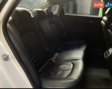Белый Киа K5, объемом двигателя 2 л и пробегом 666 тыс. км за 9200 $, фото 5 на Automoto.ua