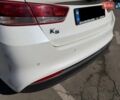Білий Кіа K5, об'ємом двигуна 2 л та пробігом 190 тис. км за 8500 $, фото 9 на Automoto.ua