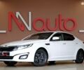 Белый Киа K5, объемом двигателя 2 л и пробегом 178 тыс. км за 8900 $, фото 1 на Automoto.ua