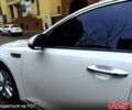 Белый Киа K5, объемом двигателя 2 л и пробегом 152 тыс. км за 13000 $, фото 7 на Automoto.ua