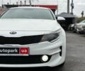 Белый Киа K5, объемом двигателя 2 л и пробегом 229 тыс. км за 13390 $, фото 6 на Automoto.ua
