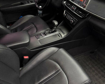 Белый Киа K5, объемом двигателя 2 л и пробегом 300 тыс. км за 14000 $, фото 19 на Automoto.ua