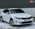 Белый Киа K5, объемом двигателя 2 л и пробегом 229 тыс. км за 12300 $, фото 14 на Automoto.ua