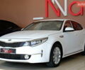 Белый Киа K5, объемом двигателя 2 л и пробегом 163 тыс. км за 9000 $, фото 4 на Automoto.ua