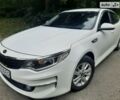 Білий Кіа K5, об'ємом двигуна 2 л та пробігом 245 тис. км за 11200 $, фото 2 на Automoto.ua