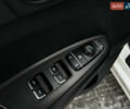Белый Киа K5, объемом двигателя 2 л и пробегом 229 тыс. км за 12300 $, фото 43 на Automoto.ua