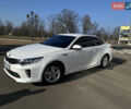Белый Киа K5, объемом двигателя 2 л и пробегом 184 тыс. км за 13300 $, фото 1 на Automoto.ua