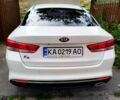 Білий Кіа K5, об'ємом двигуна 2 л та пробігом 143 тис. км за 10500 $, фото 1 на Automoto.ua