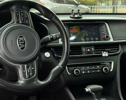 Білий Кіа K5, об'ємом двигуна 2 л та пробігом 151 тис. км за 12999 $, фото 8 на Automoto.ua