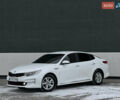 Белый Киа K5, объемом двигателя 2 л и пробегом 229 тыс. км за 12300 $, фото 5 на Automoto.ua