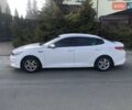 Белый Киа K5, объемом двигателя 2 л и пробегом 382 тыс. км за 8990 $, фото 6 на Automoto.ua