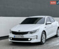 Белый Киа K5, объемом двигателя 2 л и пробегом 229 тыс. км за 12300 $, фото 11 на Automoto.ua