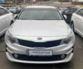Белый Киа K5, объемом двигателя 2 л и пробегом 274 тыс. км за 11990 $, фото 1 на Automoto.ua