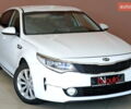 Белый Киа K5, объемом двигателя 2 л и пробегом 163 тыс. км за 9000 $, фото 9 на Automoto.ua