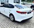 Білий Кіа K5, об'ємом двигуна 2 л та пробігом 311 тис. км за 11500 $, фото 2 на Automoto.ua
