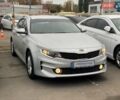 Белый Киа K5, объемом двигателя 2 л и пробегом 274 тыс. км за 11990 $, фото 1 на Automoto.ua